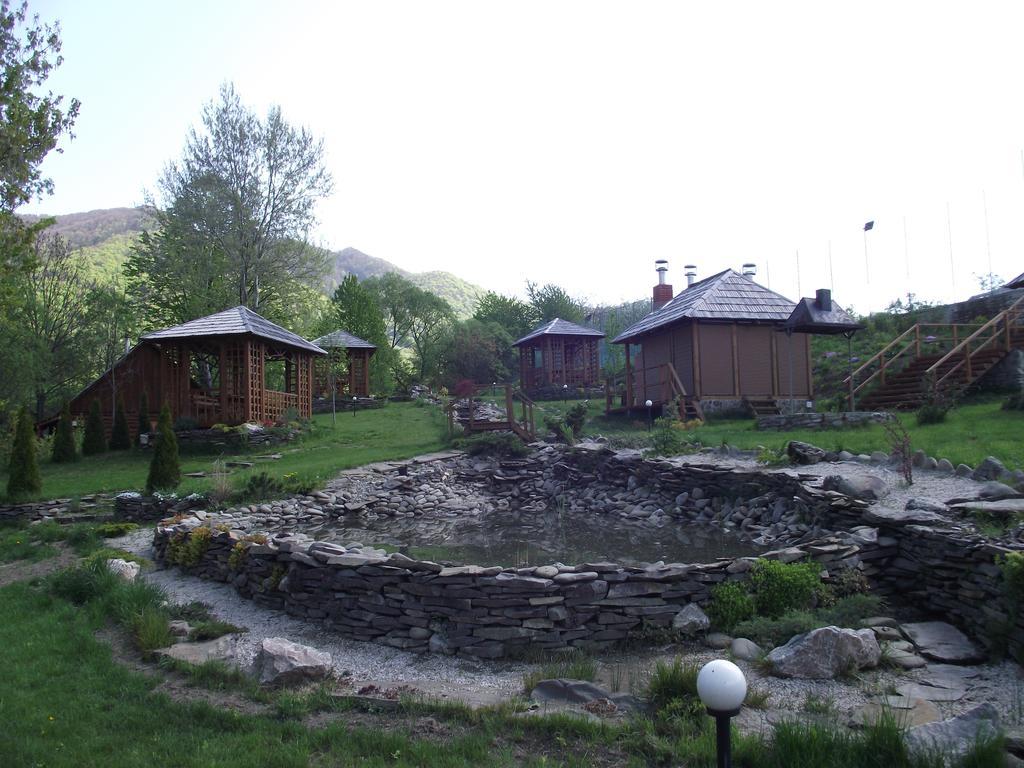 Spa Hotel Zoryani Karpaty Vyshka Exterior foto